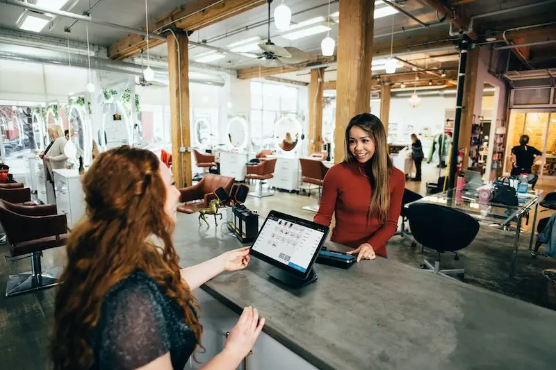 How to Maximize the Benefits of Your Student’s First Job
